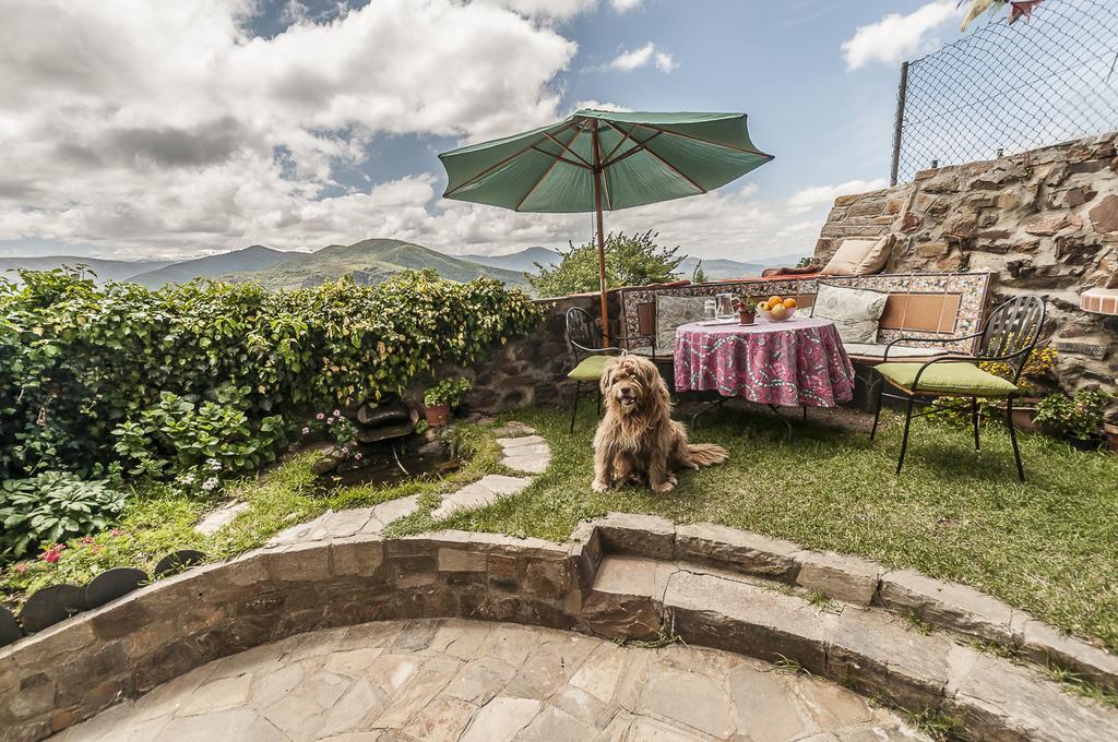 La Trucha Del Arco Iris Bed & Breakfast El Acebo de San Miguel Eksteriør bilde